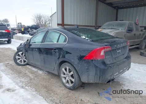 2016 Volvo S60 T5 Premier из США, поврежденный, VIN YV1612TK4G2390397